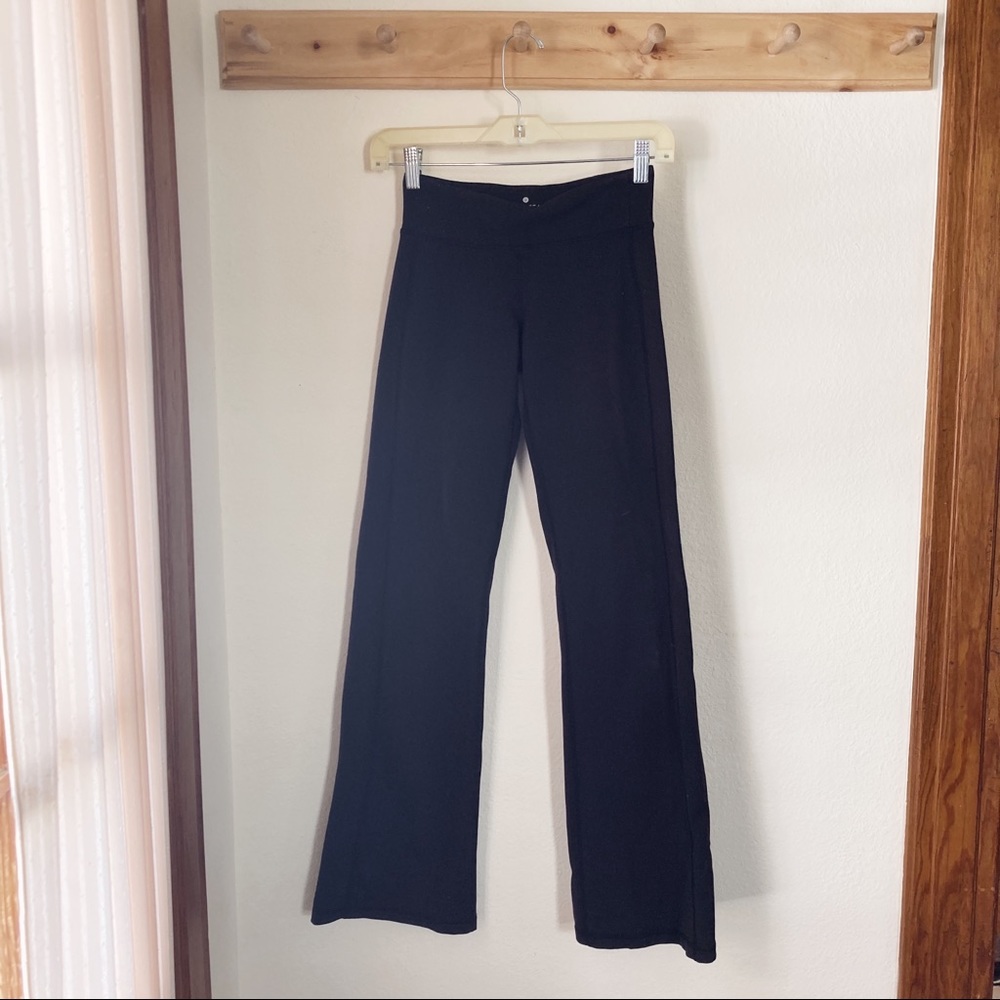 Athleta flared yoga pants black size XXS